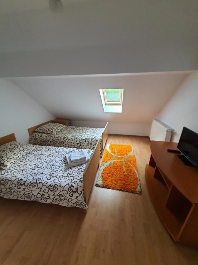 Casa Alma Hotel Borsa  Luaran gambar